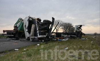 Imagen de la nota: Ruta 51: así quedó la escena luego del accidente en el que fallecieron dos personas