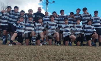 Imagen de la nota: Rugby: se presentaron los Juveniles del “Bata”