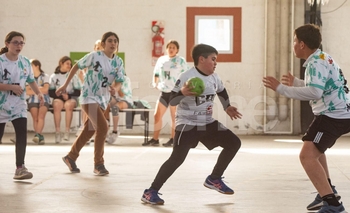 Handball: Estudiantes y Racing tuvieron actividad Imagen de la nota: Handball: Estudiantes y Racing tuvieron actividad