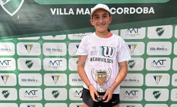 Tenis: destacada actuación de Agustina Tarántola en Villa María Imagen de la nota: Tenis: destacada actuación de Agustina Tarántola en Villa María