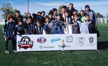 Ahora sí concluyó la “Copa de Invierno CAE” Imagen de la nota: Ahora sí concluyó la “Copa de Invierno CAE”