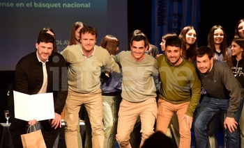 “Ale” Diez habló a sala llena y fue distinguido Imagen de la nota: “Ale” Diez habló a sala llena y fue distinguido