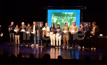 Imagen de la nota: Reconocimientos en el marco de los 100° años de la Liga de Fútbol