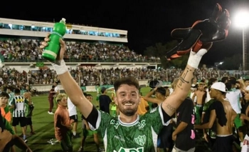 Loma Negra tiene nuevo arquero: llegó Lucas Real Imagen de la nota: Loma Negra tiene nuevo arquero: llegó Lucas Real