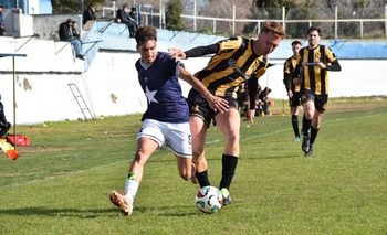 Fútbol Local: Racing estrenó la localía con goleada Imagen de la nota: Fútbol Local: Racing estrenó la localía con goleada