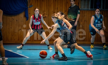 Imagen de la nota: Básquet Femenino: festejó Ferro en otra fecha Regional