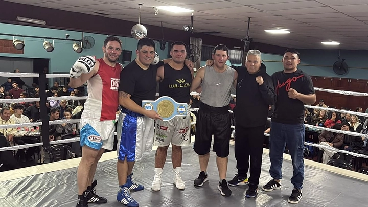 El Festival de Boxeo tuvo a un campeón argentino y muchos triunfos