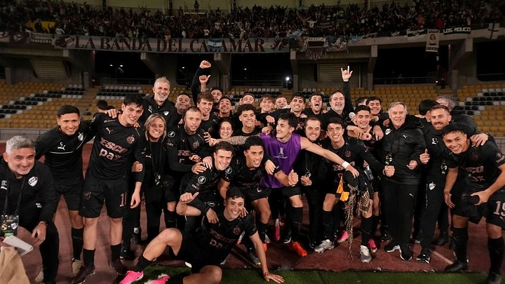 Platense, con Mendía, entre los mejores 8 de América