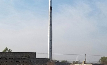 Imagen de la nota: Intimaron a la empresa que montó la antena y ahora deberán sacarla