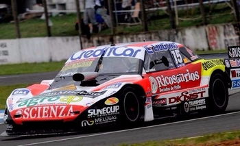 Pezzucchi ganó la pole, la serie y es el nuevo puntero del campeonato Imagen de la nota: Pezzucchi ganó la pole, la serie y es el nuevo puntero del campeonato