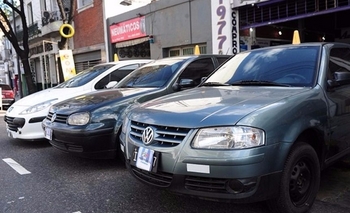 Imagen de la nota: Ya se pueden transferir autos y motos por la web