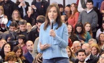 María Eugenia Vidal anunció que eliminará 221 cargos políticos Imagen de la nota: María Eugenia Vidal anunció que eliminará 221 cargos políticos