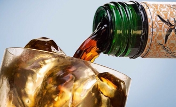 La insólita pelea entre Tucumán y Córdoba por el fernet Imagen de la nota: La insólita pelea entre Tucumán y Córdoba por el fernet