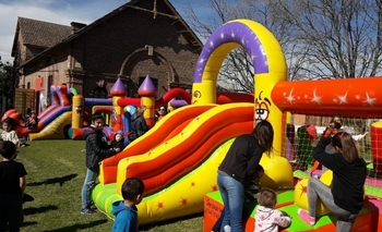 Festejos por el Día del Niño en Hinojo y Villa Mailín  Imagen de la nota: Festejos por el Día del Niño en Hinojo y Villa Mailín