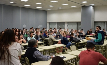 Imagen de la nota: Tomaron la Escuela Superior de Ciencias de la Salud 