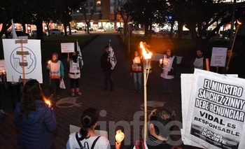 “Marcha de antorchas contra el tarifazo” Imagen de la nota: “Marcha de antorchas contra el tarifazo”