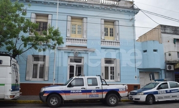 Robo a mano armada a una familia: dos aprehendidos  Imagen de la nota: Robo a mano armada a una familia: dos aprehendidos