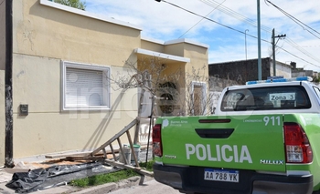 Imagen de la nota: Dos trabajadores heridos al caer de un andamio 