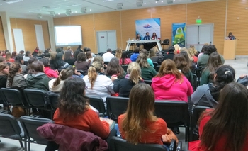 Actividades de concientización ambiental en escuelas Imagen de la nota: Actividades de concientización ambiental en escuelas