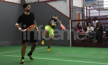 Pádel: notorias diferencias entre la ACOP y los complejos olavarrienses Imagen de la nota: Pádel: notorias diferencias entre la ACOP y los complejos olavarrienses