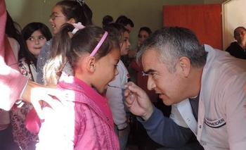 Odontólogos ad honorem por la salud bucal Imagen de la nota: Odontólogos ad honorem por la salud bucal