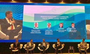 Imagen de la nota: Funcionarios locales y de la región en taller sobre Ciber Delito