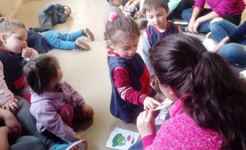 Imagen de la nota: Proyecto “Fonocuentos” en Lucerito, Papa Francisco y Arco Iris