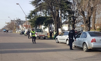 Imagen de la nota: Retuvieron 16 vehículos en controles de tránsito