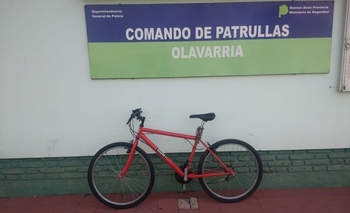 Los apresan cuando robaban una bicicleta Imagen de la nota: Los apresan cuando robaban una bicicleta