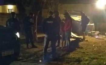 Sorprenden a cinco personas en una reunión Imagen de la nota: Sorprenden a cinco personas en una reunión