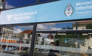 Imagen de la nota: Publicaron los archivos robados a Migraciones
