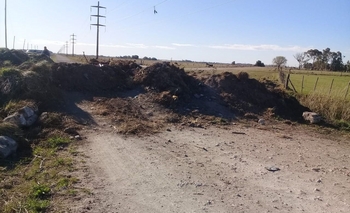 Imagen de la nota: Reclamo en Villa Cochi-tue por cierre de acceso