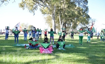 Imagen de la nota: Aborto legal: pañuelazo en las calles de Olavarría