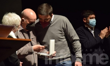 Emocionante homenaje a Armando Ferreira Imagen de la nota: Emocionante homenaje a Armando Ferreira