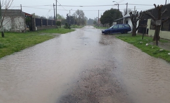 Imagen de la nota: El temporal dejó varios barrios bajo agua