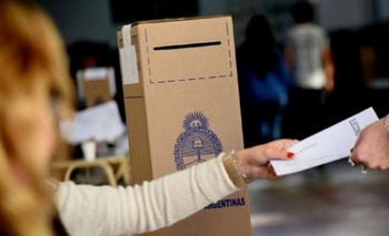 ¿Todavía no sabés dónde votás? Entrá y enterate Imagen de la nota: ¿Todavía no sabés dónde votás? Entrá y enterate