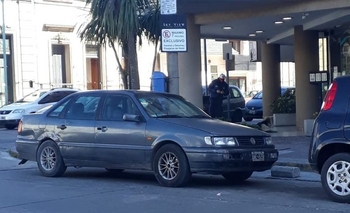 Imagen de la nota: Chocó con un auto, se dio a la fuga y fue detenido