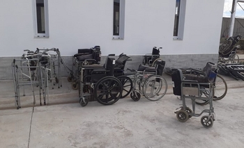 Imagen de la nota: Internos restauraron camas ortopédicas y sillas de ruedas
