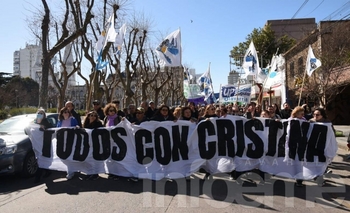 Imagen de la nota: Frente de Todos de Olavarría mostró su apoyo a Cristina
