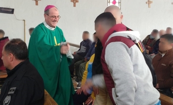 El Obispo Salaberry celebró la primera misa pos Pandemia  Imagen de la nota: El Obispo Salaberry celebró la primera misa pos Pandemia