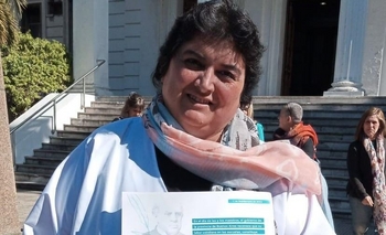 Imagen de la nota: Una docente hinojense fue reconocida por su gran labor