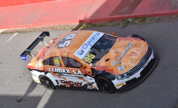 Covatti abandonó en el Sprint Top Race Series Imagen de la nota: Covatti abandonó en el Sprint Top Race Series