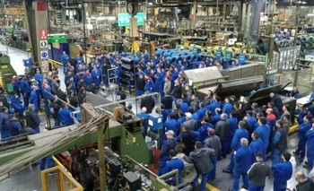 Imagen de la nota: Reunión clave de trabajadores y empresarios por los neumáticos