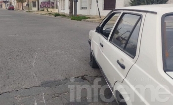Dos hombres resultaron heridos tras un choque entre un auto y una moto Imagen de la nota: Dos hombres resultaron heridos tras un choque entre un auto y una moto