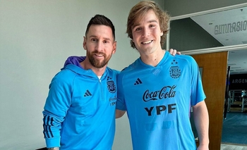 Imagen de la nota: “Pepo” De la Vega y un recuerdo para toda la vida: foto con Messi