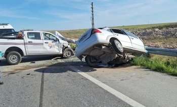 Imagen de la nota: Bahía Blanca: Un hombre murió en un choque entre una camioneta y un auto en la ruta 33