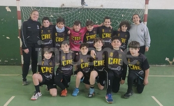 Handball: Estudiantes y Racing jugaron por el Torneo Clausura Imagen de la nota: Handball: Estudiantes y Racing jugaron por el Torneo Clausura