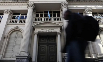 Imagen de la nota: El Banco Central vendió US$678 millones de las reservas para sostener el dólar