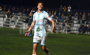 Arrancó la 7° fecha del Oficial con goleada “Carbonera” Imagen de la nota: Arrancó la 7° fecha del Oficial con goleada “Carbonera”