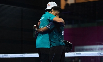 Imagen de la nota: Chingotto festejó en el Castello de Düsseldorf, Torre no